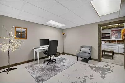 55 Irving St, Fall River, MA 02723 - Photo 20