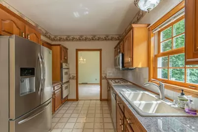 20 Nolan Lane, Agawam, MA 01030 - Photo 4