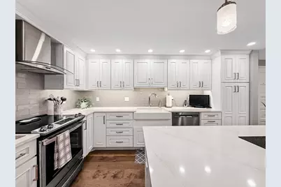 9 Broadway #302, Saugus, MA 01906 - Photo 8
