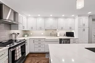 9 Broadway, Saugus, MA 01906 - Photo 8