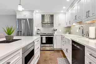 9 Broadway, Saugus, MA 01906 - Photo 6