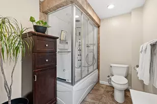 288 Union St, Weymouth, MA 02190 - Photo 16