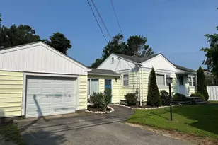 79 Cross Rd, Dartmouth, MA 02747 - Photo 2