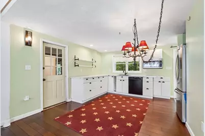 71 Pelczar Rd, Dracut, MA 01826 - Photo 6