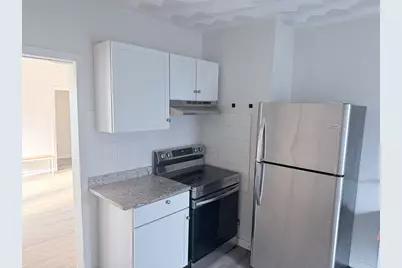 77 Weetamoe St #2, Fall River, MA 02720 - Photo 10
