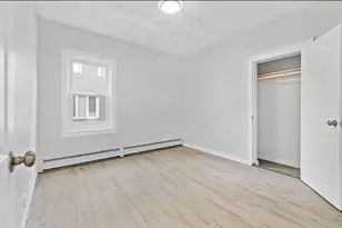 77 Weetamoe St, Fall River, MA 02720 - Photo 6