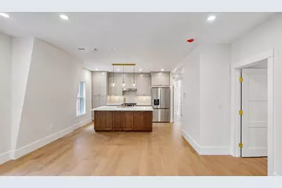 139 Sycamore St. #B, Somerville, MA 02145 - Photo 4