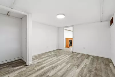158 Devens St, Springfield, MA 01151 - Photo 16