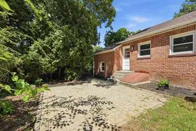158 Devens St, Springfield, MA 01151 - Photo 18