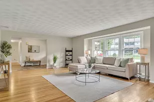 3 Cathy Rd, Burlington, MA 01803 - Photo 10