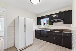 10-12 Bedford St, Quincy, MA 02169 - Photo 2