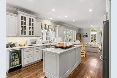 21 Leanne Drive, North Andover, MA 01845 - Photo 4