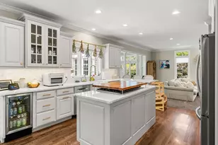 21 Leanne Dr, North Andover, MA 01845 - Photo 4