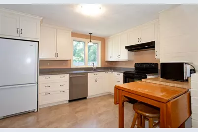 11 Mary Agnes Road, Framingham, MA 01701 - Photo 4