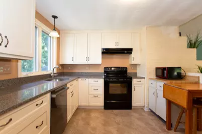 11 Mary Agnes Road, Framingham, MA 01701 - Photo 2