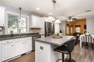 2 Sherwood, Halifax, MA 02338 - Photo 4