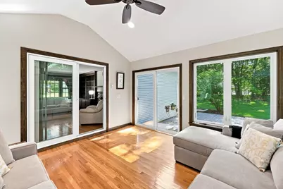 76 Mohawk Dr, Longmeadow, MA 01106 - Photo 18
