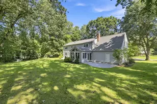76 Mohawk Dr, Longmeadow, MA 01106 - Photo 36
