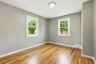 15 Pear St, Springfield, MA 01109 - Photo 14