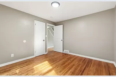 15 Pear St, Springfield, MA 01109 - Photo 16