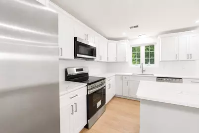 9 Alden Ave E, Randolph, MA 02368 - Photo 4