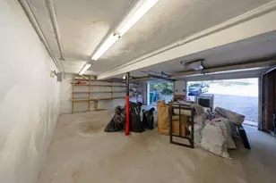 6 Peachtree Ln, Newton, MA 02459 - Photo 24