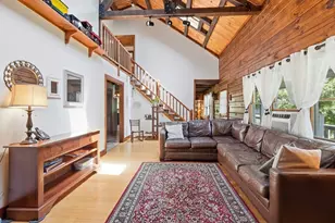 15 Thompson Rd, Hubbardston, MA 01452 - Photo 6