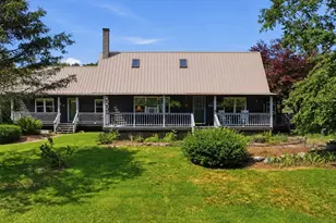15 Thompson Rd, Hubbardston, MA 01452 - Photo 2