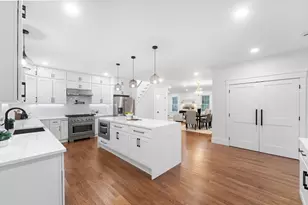 434 Sumner St, Stoughton, MA 02072 - Photo 10