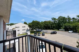 17 Chapel Hill Dr, Plymouth, MA 02360 - Photo 4