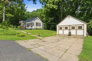 43 Birches Rd, Hubbardston, MA 01452 - Photo 4