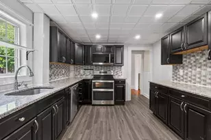 33 Pierpont St, Peabody, MA 01960 - Photo 4