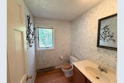 5 Meadow Oak Ln #B, Deerfield, MA 01373 - Photo 12