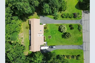 5 Meadow Oak Ln #B, Deerfield, MA 01373 - Photo 24