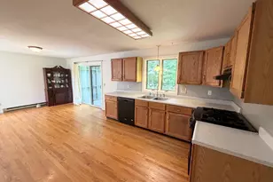 5 Meadow Oak Ln, Deerfield, MA 01373 - Photo 10