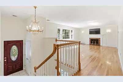 110 Thornberry Road, Winchester, MA 01890 - Photo 2