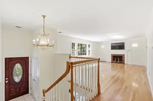 110 Thornberry Rd, Winchester, MA 01890 - Photo 2
