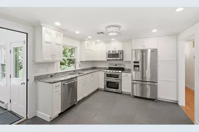 110 Thornberry Road, Winchester, MA 01890 - Photo 16