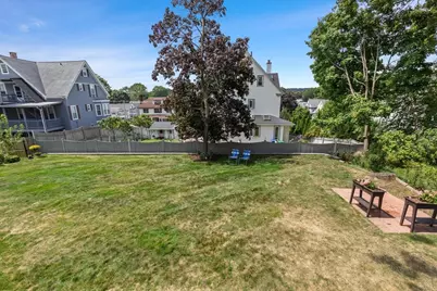 22 Gleason St, Medford, MA 02155 - Photo 28