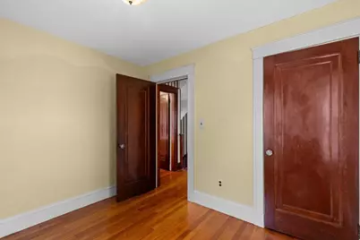 22 Gleason St, Medford, MA 02155 - Photo 24