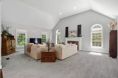 66 Glenview St, Upton, MA 01568 - Photo 12