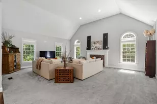 66 Glenview St, Upton, MA 01568 - Photo 12