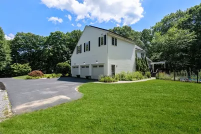 66 Glenview St, Upton, MA 01568 - Photo 40
