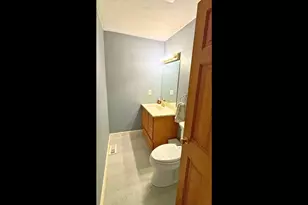 14 Indian Ridge Dr, Leominster, MA 01453 - Photo 8