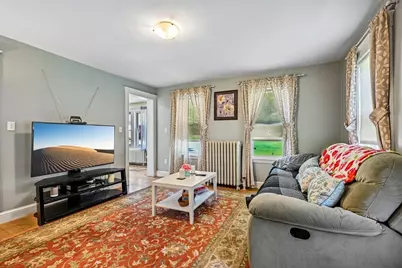552 Plain St, Stoughton, MA 02072 - Photo 8