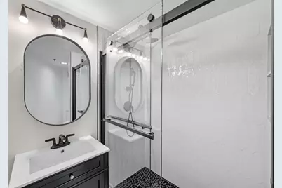 300 Lynnshore Dr #911, Lynn, MA 01902 - Photo 18