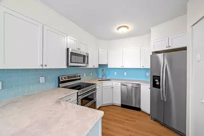 300 Lynnshore Dr #911, Lynn, MA 01902 - Photo 4