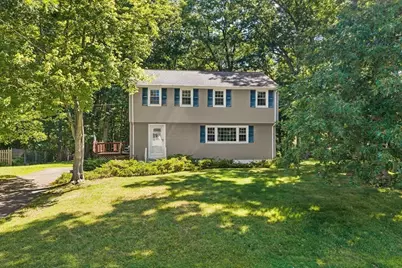 137 Catherine Dr, Abington, MA 02351 - Photo 2