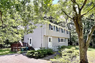 137 Catherine Dr, Abington, MA 02351 - Photo 1