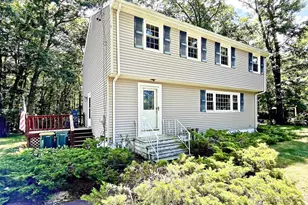 137 Catherine Dr, Abington, MA 02351 - Photo 1